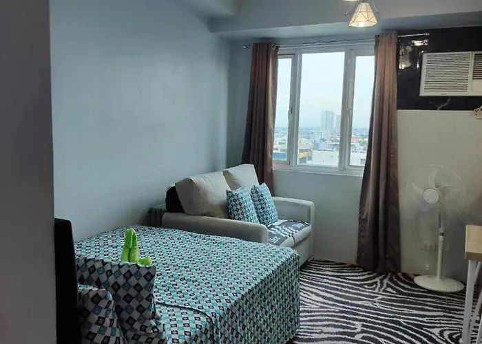 Cozy Unit In Quezon With Private Pool And Views Holiday home
