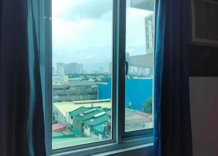 Holiday home Cozy Unit In Quezon With Private Pool And Views Manila